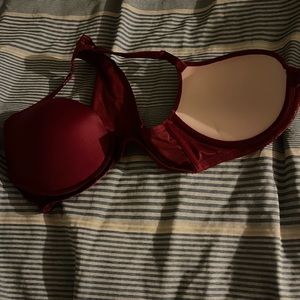Victoria Secrets maroon bra with back strap Very Sexy push up 34D